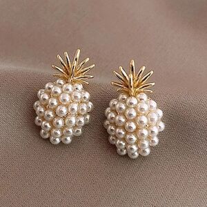 Pineapple pearl 14k gold stud earrings